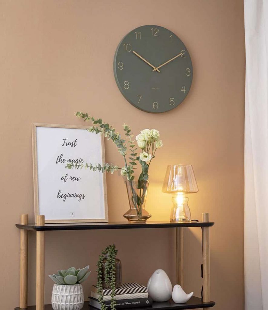 Present_Time_05